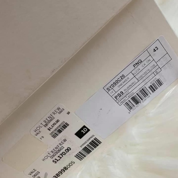 SY0S0C20 - Valentino Garavani Men’s Sneakers - Picture 15 of 15